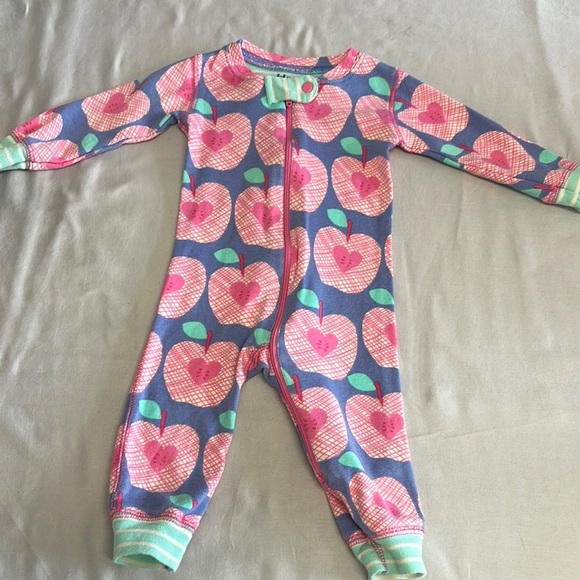 Hatley LIKE NEW Pink and Blue Apple Print Footie sleeper/Romper - Picture 1 of 4